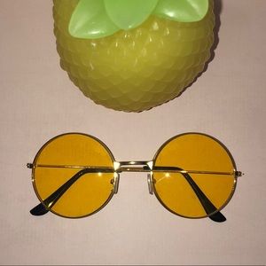 Round Frame Tinted Sunglasses